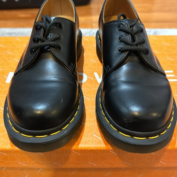 Dr. Marten's, US 6W - Picture 2 of 6